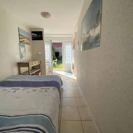 Entre Roches Et Marees 3* Montfarville